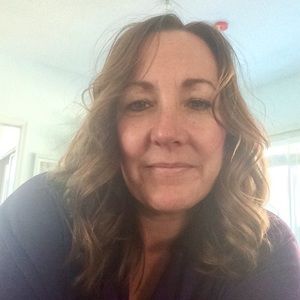 Meet your Posher, Angie